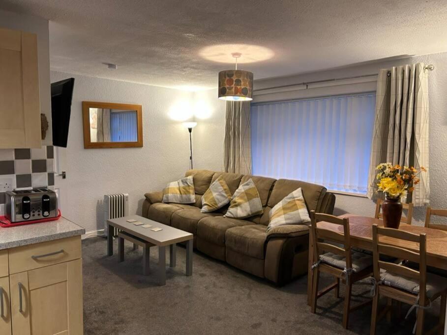Gorgeous Gower Chalet Суонзи Екстериор снимка